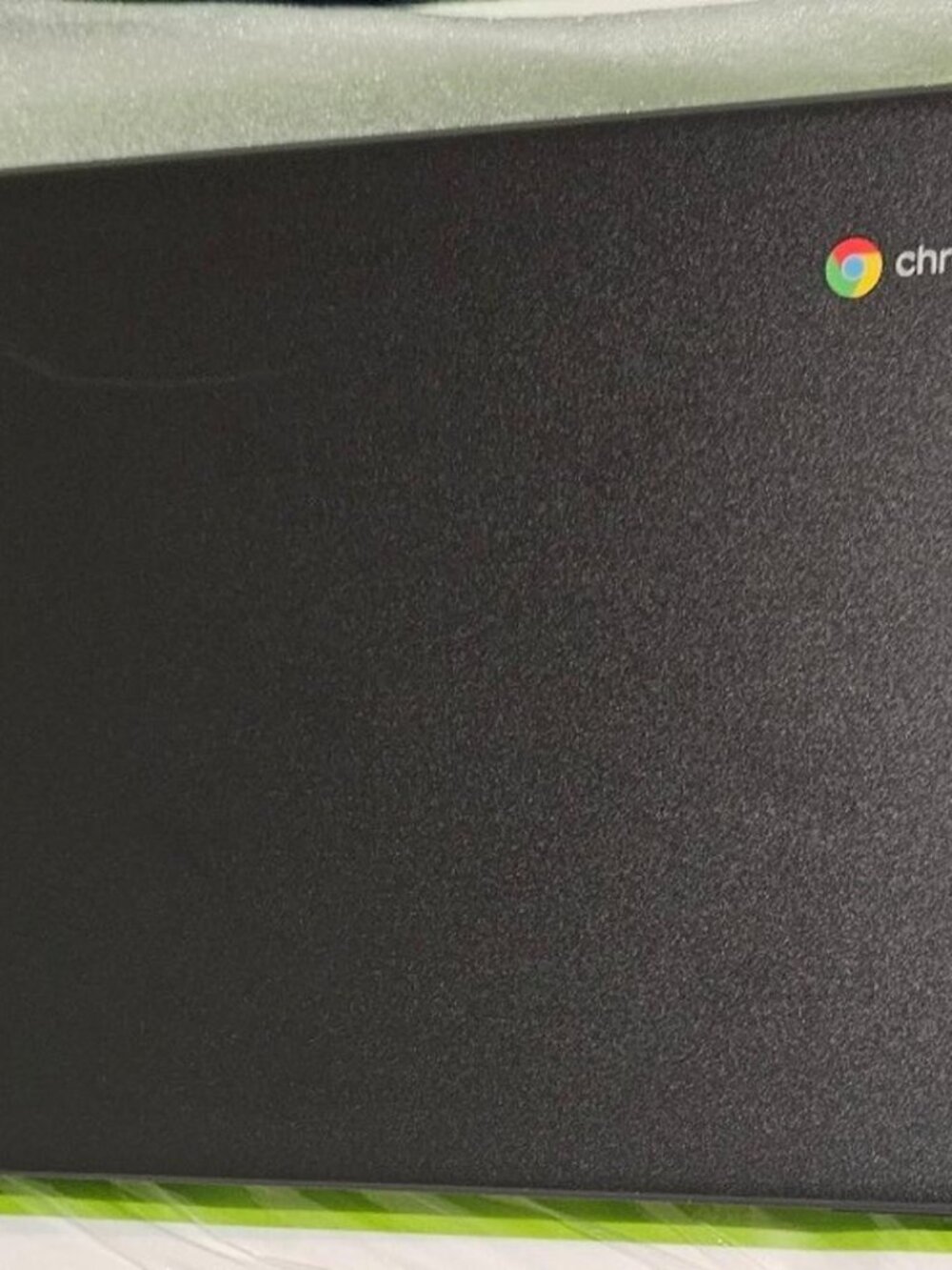 Lenovo 100e Chromebook 2nd Gen MTK 2 Laptop Refurbished With Battery Charger